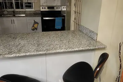 Image de Charming 2-bedroom 1. 5 bathroom townhome with WiFi, Ac in Discovery Bay