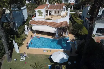 Image de Charming 3-bedroom villa - private pool, terrace, WiFi in delightful Vilamoura