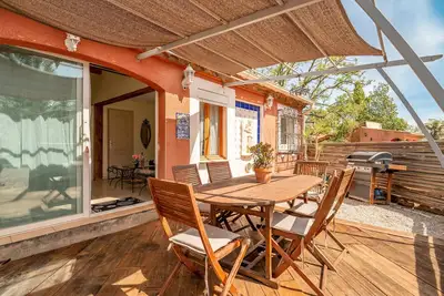 Image de Maison \"Lotus 1\" avec terrasse privée et piscine chauffée partagée