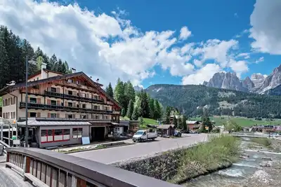 Appartement \"Badia\" avec vue sur les montagnes, terrasse partagée et Wi-Fi