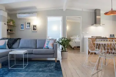 Image de Beach Shack Amongst the Gum Trees