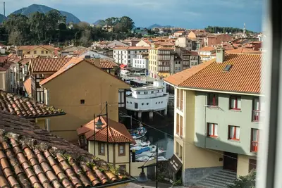 Image de Sleeping in Paradise