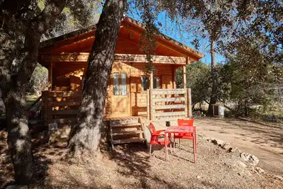Image de Maison de campagne 'Cabaña De Madera 4' avec vue sur la montagne, piscine partagée et climatisation