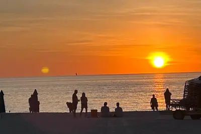 Image de Marriott's Crystal Shores Marco Island 2br 2ba Pool High Floor Balcony Dec 16-23