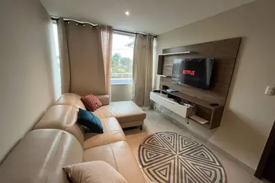 Image de Suite in Samborondon Plaza building km 1. 5 Via Samborondon