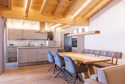 Image de Appartement luxueux au Tyrol avec sauna