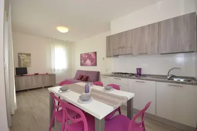 Image de Appartement lumineux avec jardin privatif clôturé