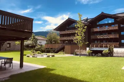 Image de Appartement spacieux avec piscine partagée