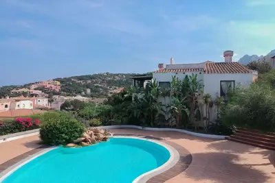 Image de Agréable appartement pour 4 personnes avec climatisation, Wifi, piscine et Tv