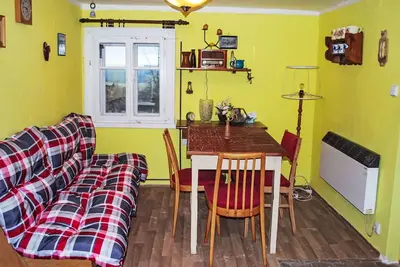 Image de Merveilleuse maison de vacances privée pour 7 personnes avec Wifi, terrasse et animaux admis