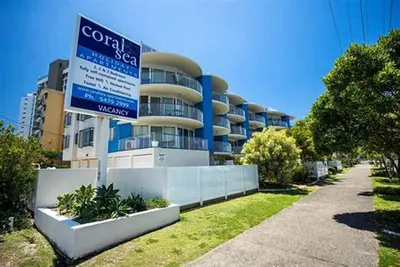 Image de Steps to the Sea, Bowls Club, Surf Club & Cotton Tree
