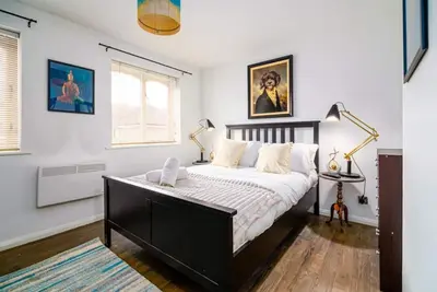 Image de The Telegraph Place near Canary Wharf and close to Mudchute Farm