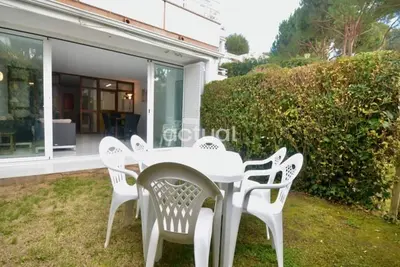 Image de Appartement 2 chambres à 400m plage avec jardin et piscine à Platja d'Aro