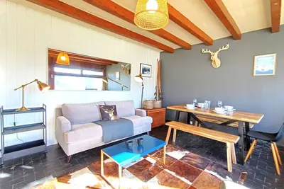 Image de T2 confortable pour 4 pers avec balcon sud et parking à 1700m d'altitude
