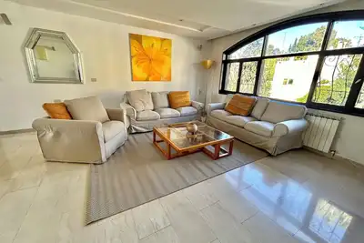 Spacious Penthouse-5 Rooms apartment in Best location
