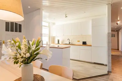 Image de Spacious Apartment in Strausberg - Sleeps 6