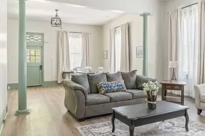 Image de Modern Retreat/Historic Olde Towne/Masters Rental