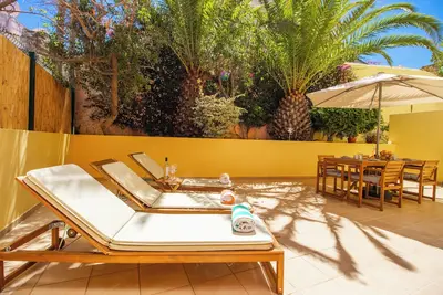 Image de Sunhouse Back Patio\n