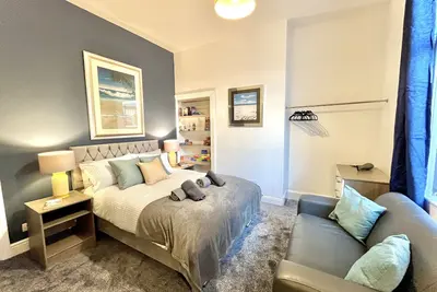 Image de Résidence-Confort-Salle de bain privée séparée-Vue sur Rue-Lowndes St
