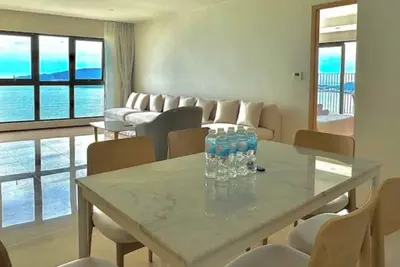 Gold Coast 3 bedroom Ocean View