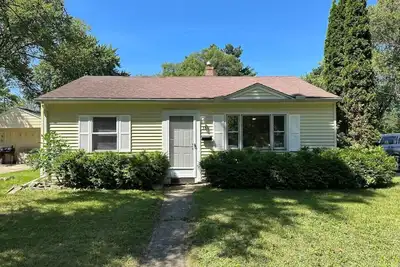 Image de Cute and Cozy Near Parks