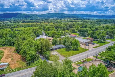 Image de Nanny's Place - Spacious 3br/2 Bath in Marshall