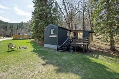 Image de The Golden Nugget Cabin