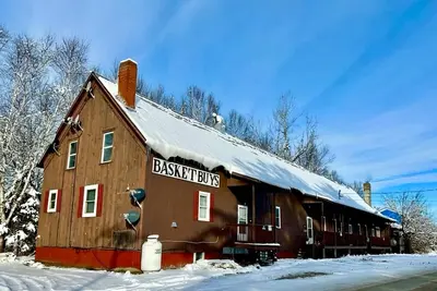 Image de Cozy apartment in Colebrook Nh