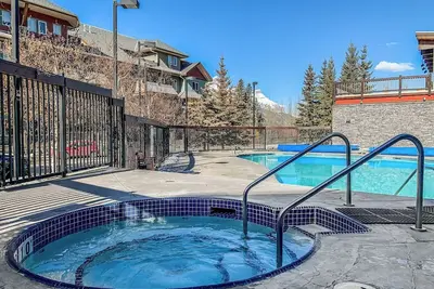 Image de 3 Bedroom Family Friendly Condo. Heated pool and hot tubs.