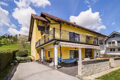 Image de Sunny and Spacious Apartments with Terrace near Water Park - Three Bedroom Apartment with Terrace