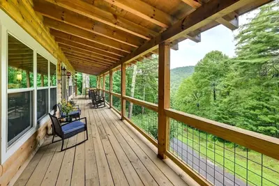 Image de Don't Poke the Bear Cabin