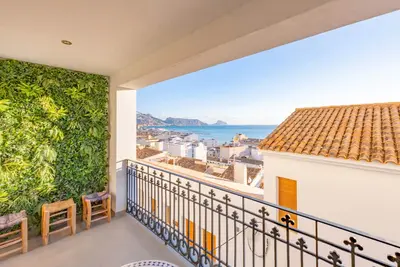 Image de Maison de vacances 'Mimar Altea Remedi' avec vue sur la mer, Wi-Fi et climatisation