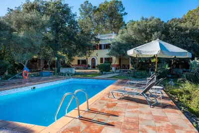 Image de Villa 'Alzina' avec vue sur les montagnes, Wi-Fi et climatisation