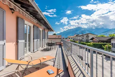 Image de Domaso central apartment by Interhome