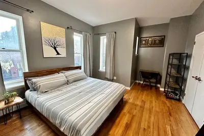 Image de Cozy 1-bedroom apartment in Brooklyn with WiFi, Ac