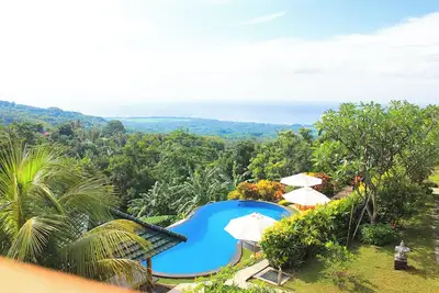 Image de 3-bedroom private pool villa at lovina