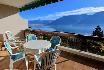 Image de Corner apartment on the 2nd floor for 1-4 persons.