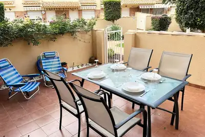 Gorgeous Ground Floor Apartment Overlooking Pool