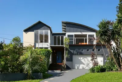 Image de Little Sunshine a luxury holiday rental that offers a soothing blend of indulgence, t