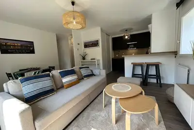 T2 rénové avec terrasse, à 300m de la plage de Socoa