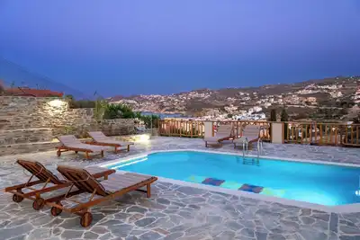 Villa Ariadni Agia pelagia close to the beach up to7-8 quests