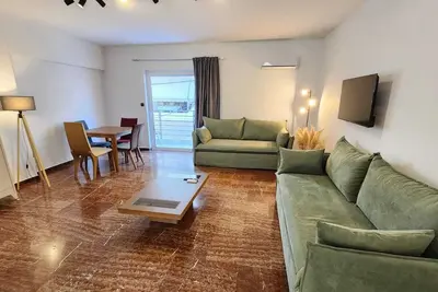 Image de Grec Maison Piraeus by GrecCollection\nTwo-Bedroom Family Apartments with Balcony
