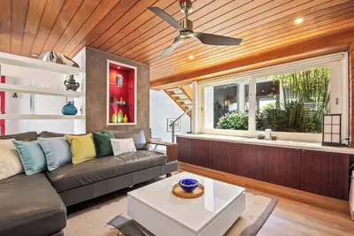 Image de The Cornerstone A Stylish Garden Terrace