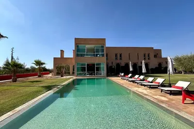 Villa Sylana 2 piscines Terrain de tennis et hammam