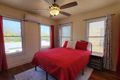 Image de Cozy 1-bedroom apartment 5 minutes to Downtown San Antonio, Riverwalk, Pearl