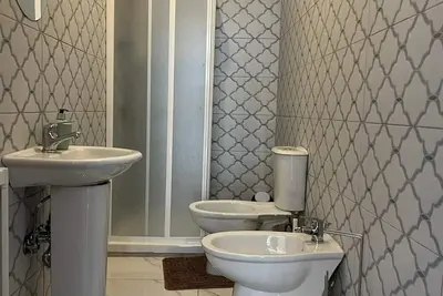 Image de A comfortable apartment for those who want to fully enjoy beaches and downtown Ct.