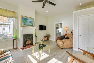 Image de Walk to Riverfront Park: Updated Home in Columbus!