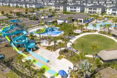 Image de Cozy Townhouse 4Bd Near Disney with Private Pool and Bbq