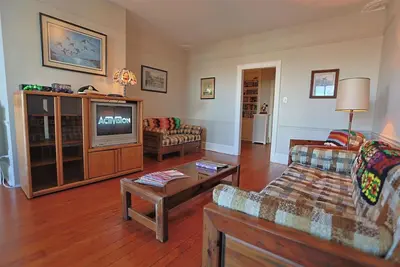 Image de Step in the 90's in Historic Downtown Hagerstown