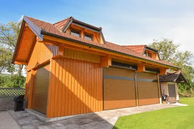 Image de Cozy Luxe Holiday Home with Natural Thermal Bath - Seven Bedroom Holiday Home